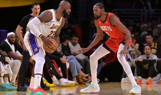 皇冠体育官方-解析西部卡位战：湖人三人组互不兼容 火箭数据漂亮但观感糟糕