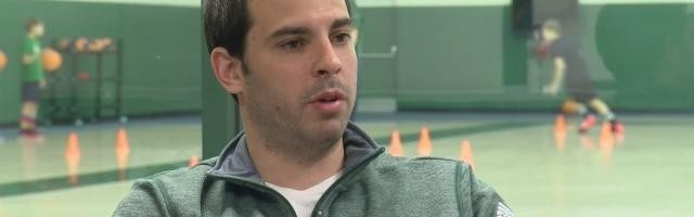 皇冠体育-全美多州疫苗供不应求 雄鹿副总裁火速接种引质疑