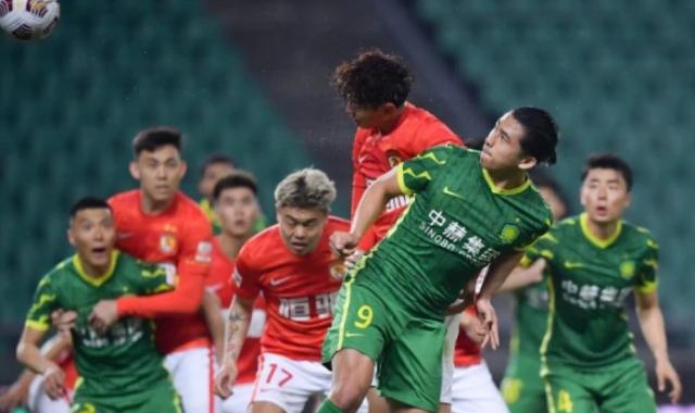 皇冠体育官方-广州队实现全华班目标 巅峰时口号如今贻笑大方